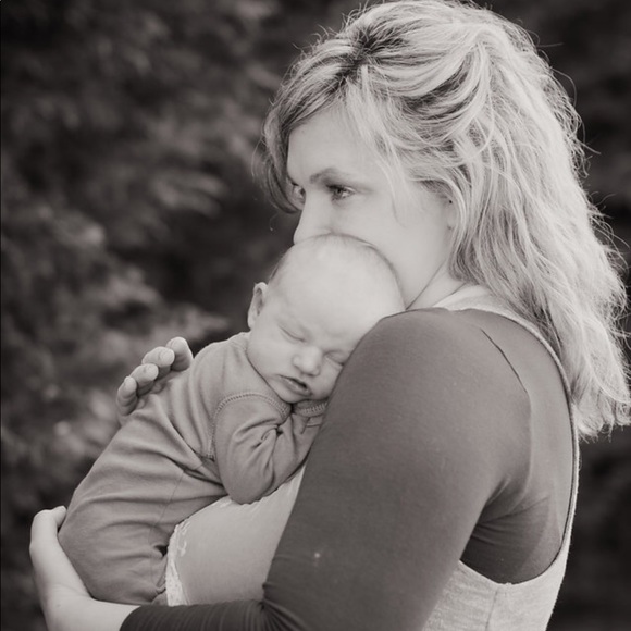 Meet Your Posher - Picture 2 of 8